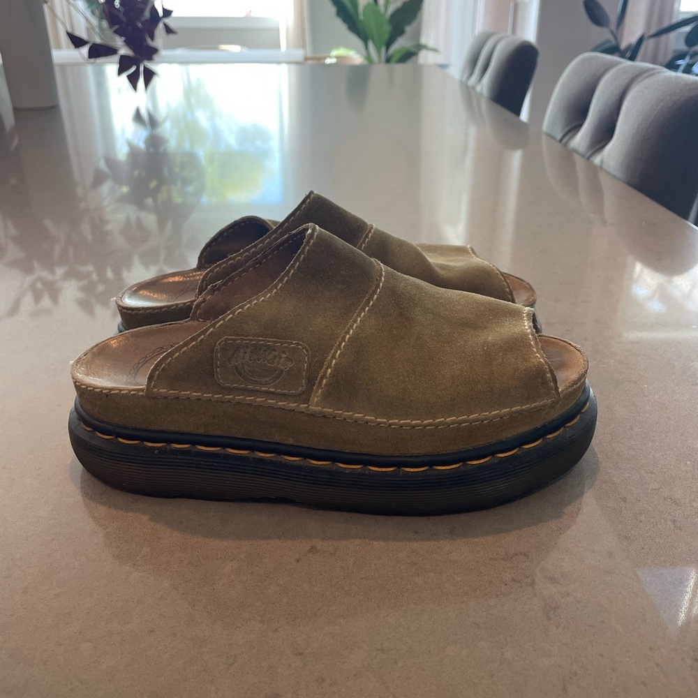 Dr. Martens Vtg.  Sandals sz. 6